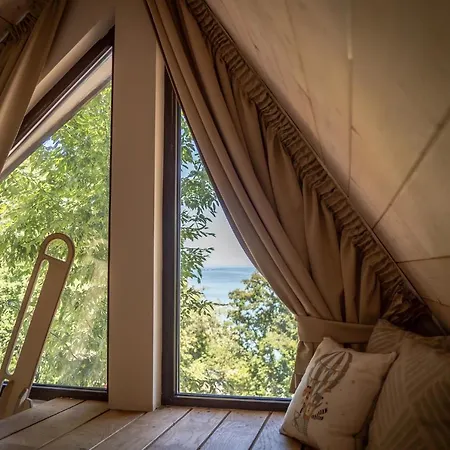 къщички синьо лято, черноморец - - Blue Summer