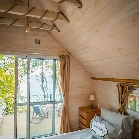 къщички синьо лято, черноморец - - Blue Summer Varna