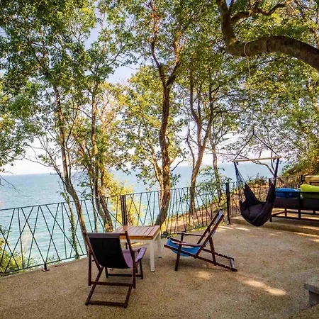 къщички синьо лято, черноморец - - Blue Summer