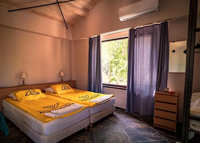 къщички синьо лято, черноморец - - Blue Summer ヴァルナ