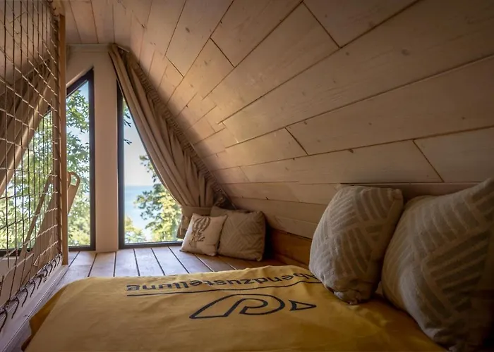 къщички синьо лято, черноморец - - Blue Summer ヴァルナ