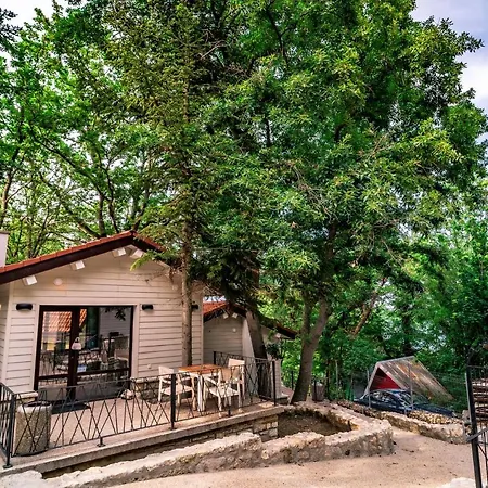 Къщички Синьо Лято, Хижа Черноморец - Blue Summer Houses, Chernomorets Chalet Holiday home Varna