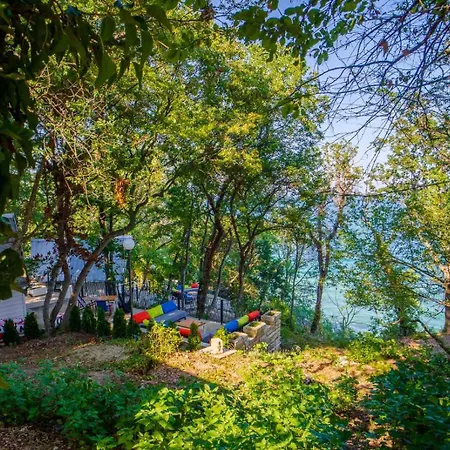 къщички синьо лято, черноморец - - Blue Summer Várna