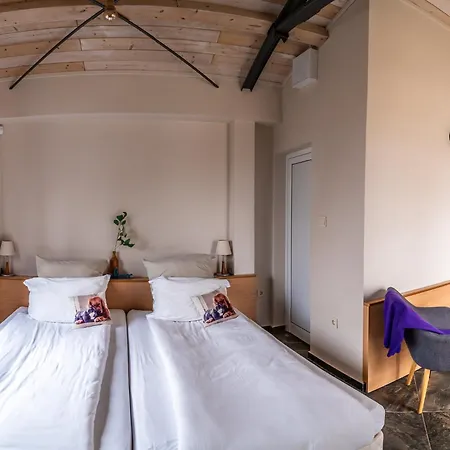 Holiday home Къщички Синьо Лято, Хижа Черноморец - Blue Summer Houses, Chernomorets Chalet Varna