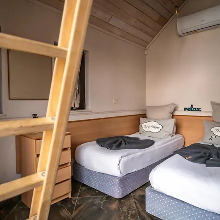 Къщички Синьо Лято, Хижа Черноморец - Blue Summer Houses, Chernomorets Chalet Holiday home