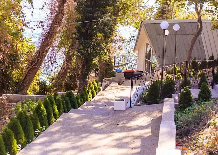 къщички синьо лято, черноморец - - Blue Summer Holiday home *